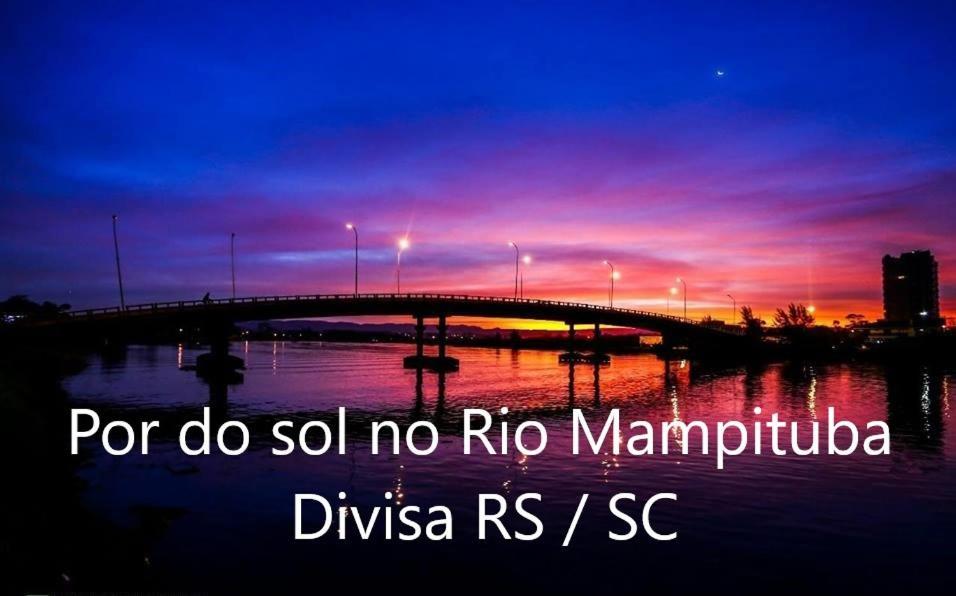 Casa De 2 Quartos Com 2 Ares-Condicionados Em Torres-Rs - Na Mais Bela Praia Gaucha - Cozinha - Banheiro - Tv Smart 32 E Wi-Fi - Estacionamento - Anfitria Superhost No Bnb Villa Luaran gambar